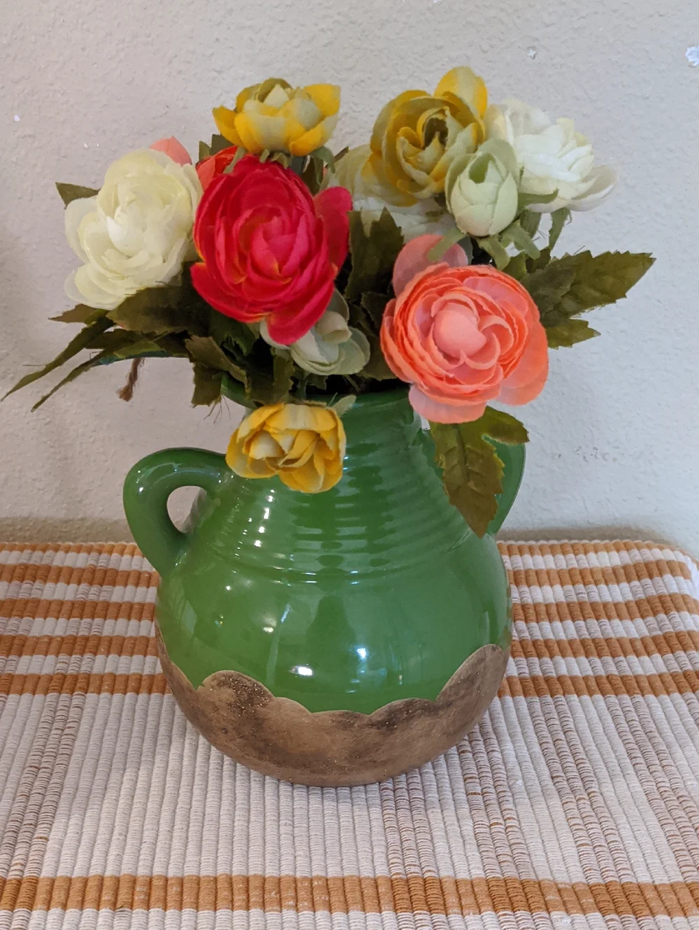 Southern Living At Home Small Tuscan Verona Green Olive Jar Vase Urn Pottery
